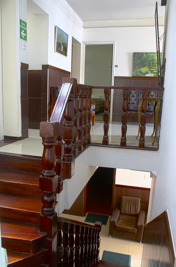 بوغوتا Hotel Villa Karina المظهر الخارجي الصورة